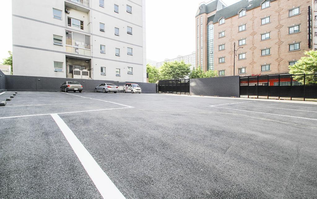 Hotel Londoner Gimhae Экстерьер фото